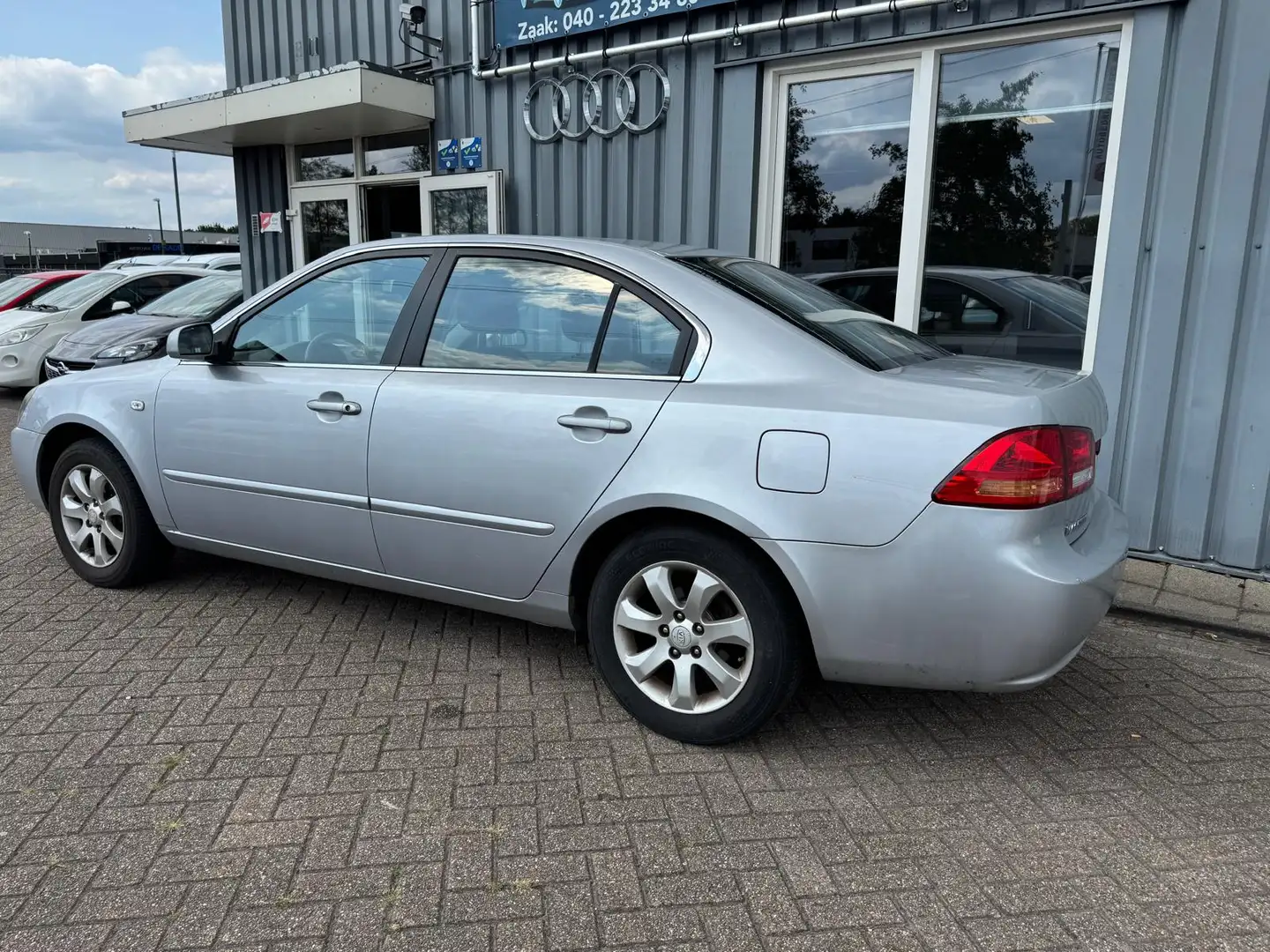 Kia Magentis 2.0 CVVT X-ecutive Grijs - 2