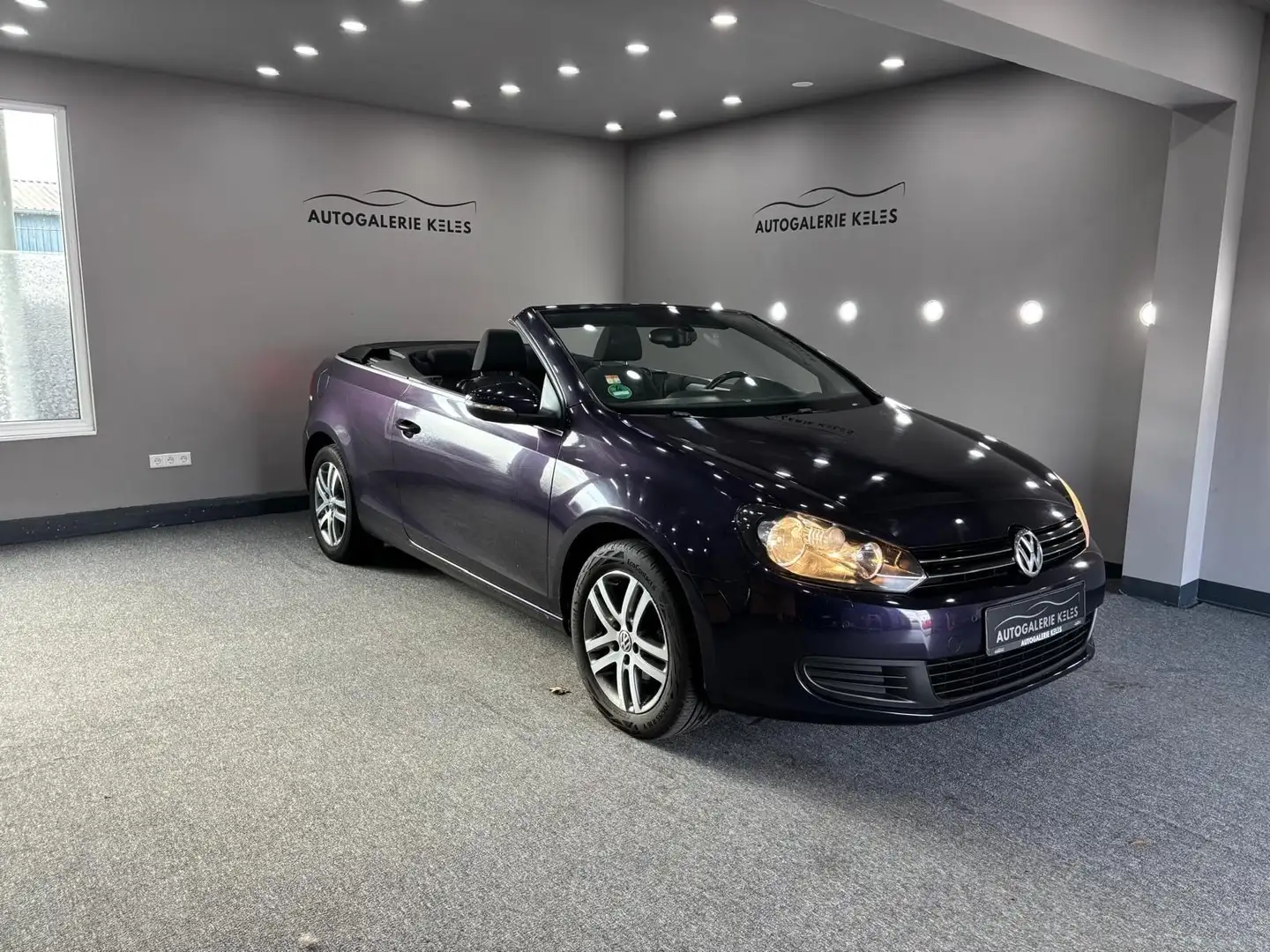 Volkswagen Golf VI Cabriolet KLIMAAUTO*SHZ*PDC*TEMPO*EURO5 Violett - 1