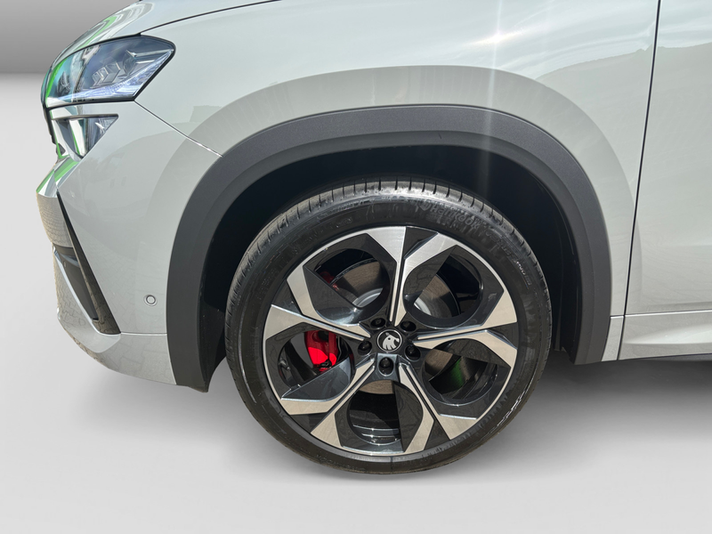Skoda Kodiaq RS 2,0 TSI 195 kW DSG 4x4 PanoSD AHK Plus — photo 5