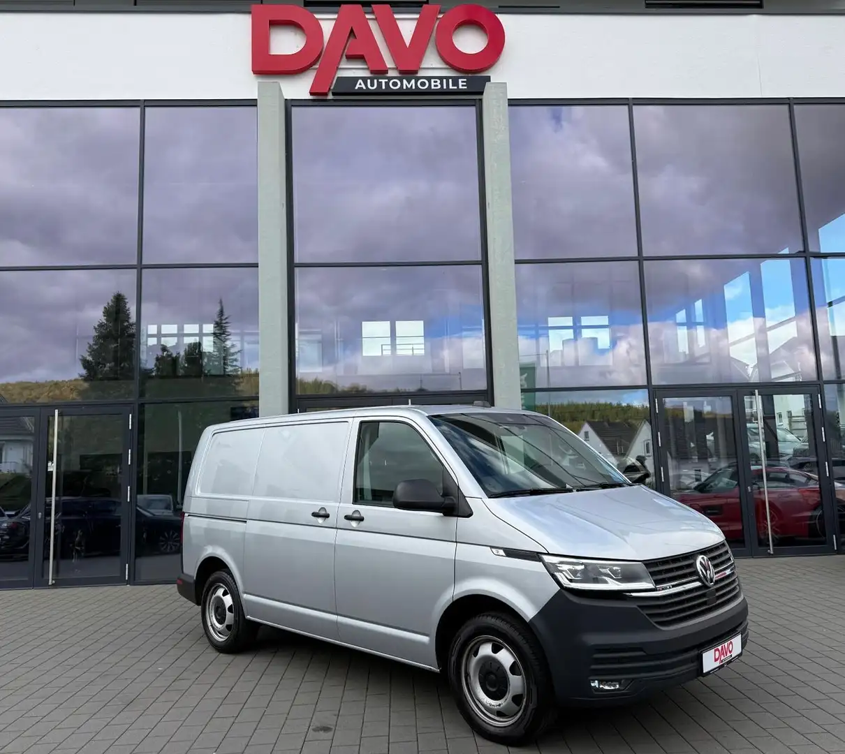 Volkswagen T6 Transporter T6.1 Transporter 2.0 TDI Komfort + 4Motion DSG Silber - 1