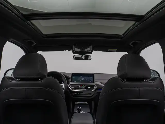 BMW X3 view 30