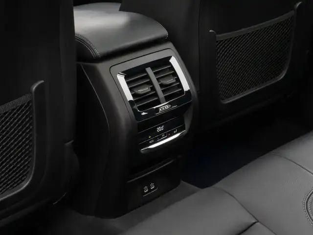 BMW X3 view 29