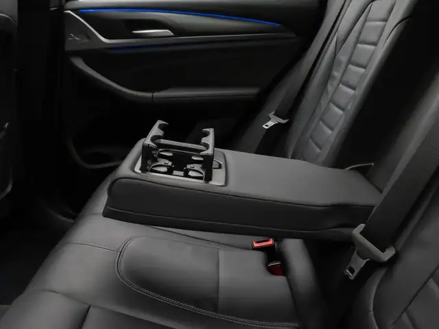 BMW X3 view 27