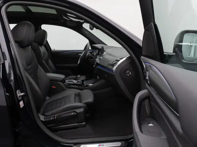 BMW X3 view 24