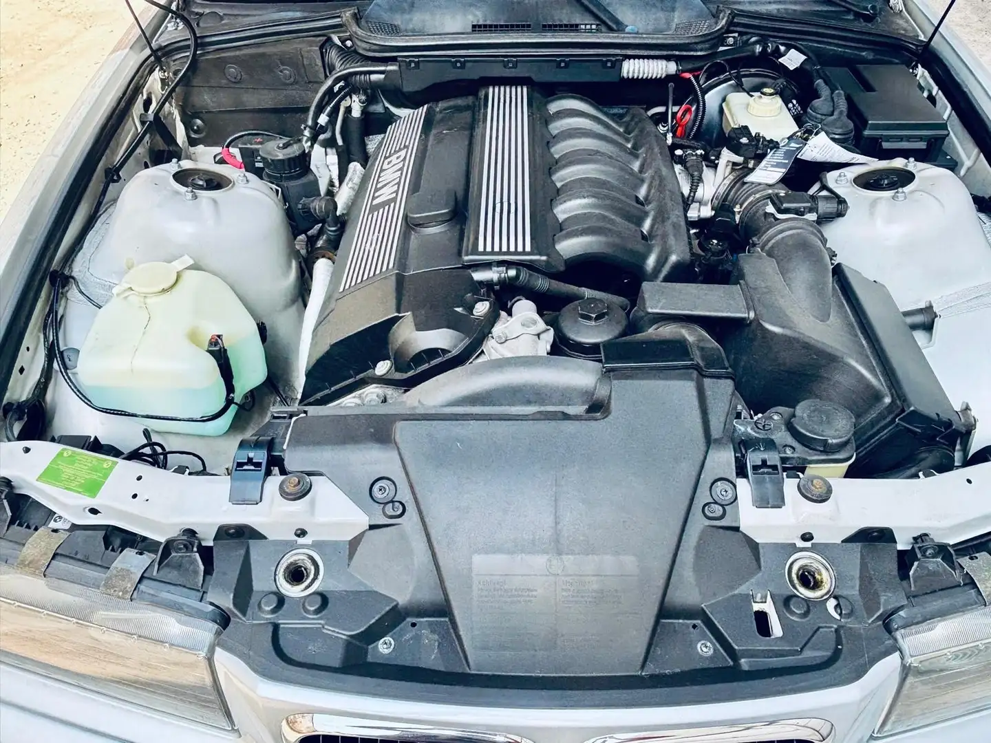 BMW 328 328i Worldline - 1