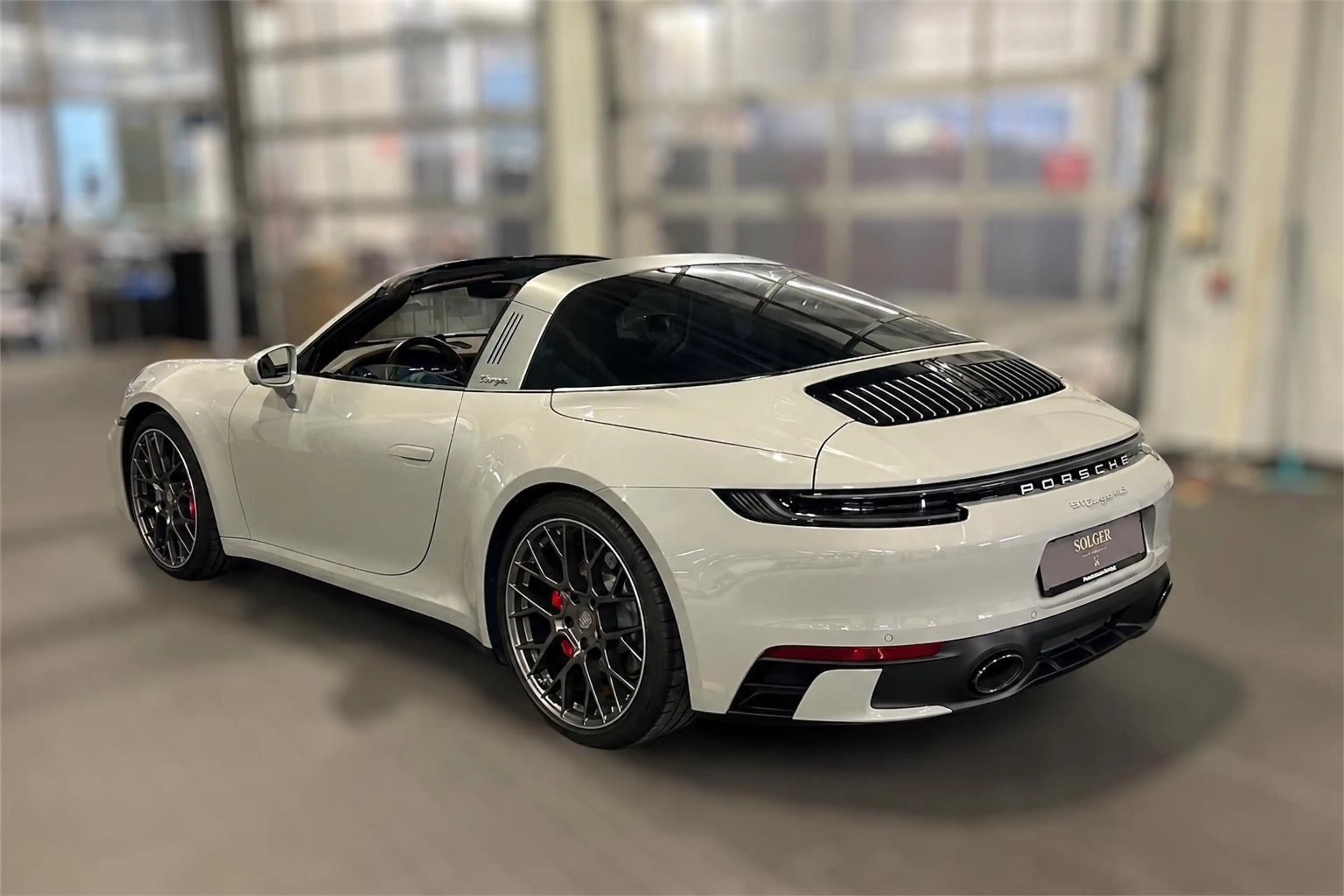 Porsche 992 911 Targa 4s — photo 17