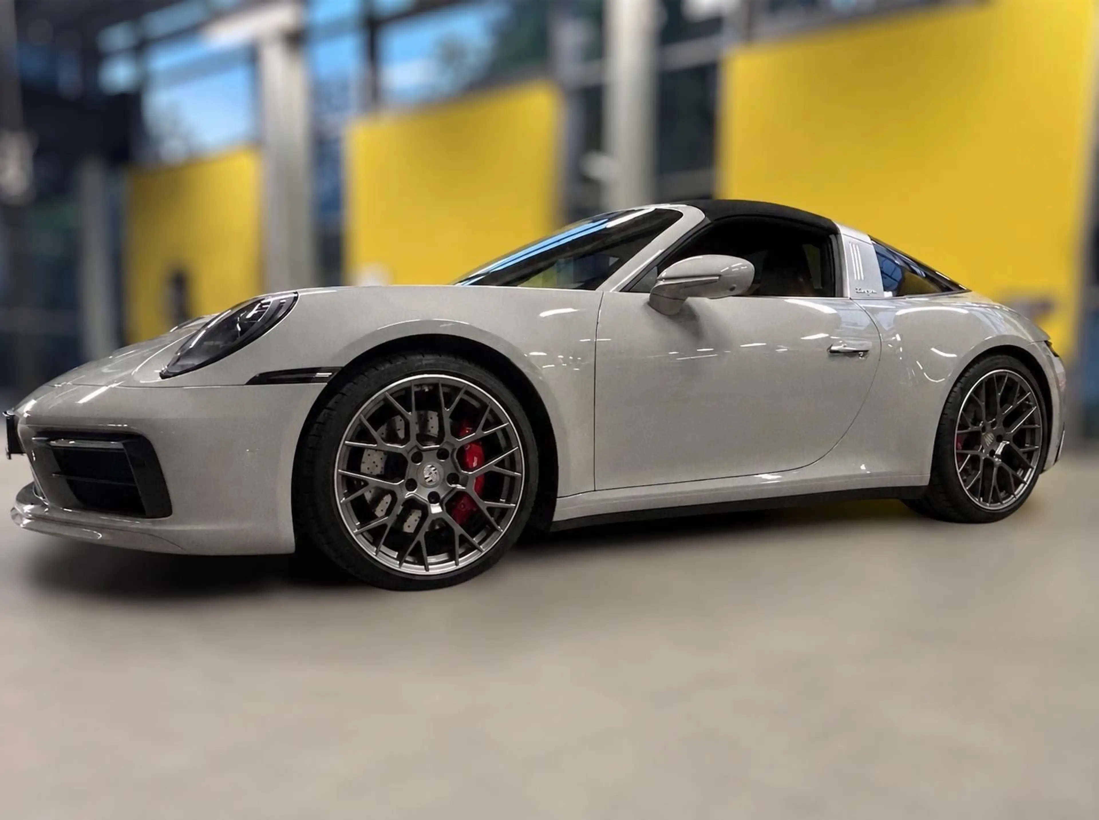 Porsche 992 911 Targa 4s