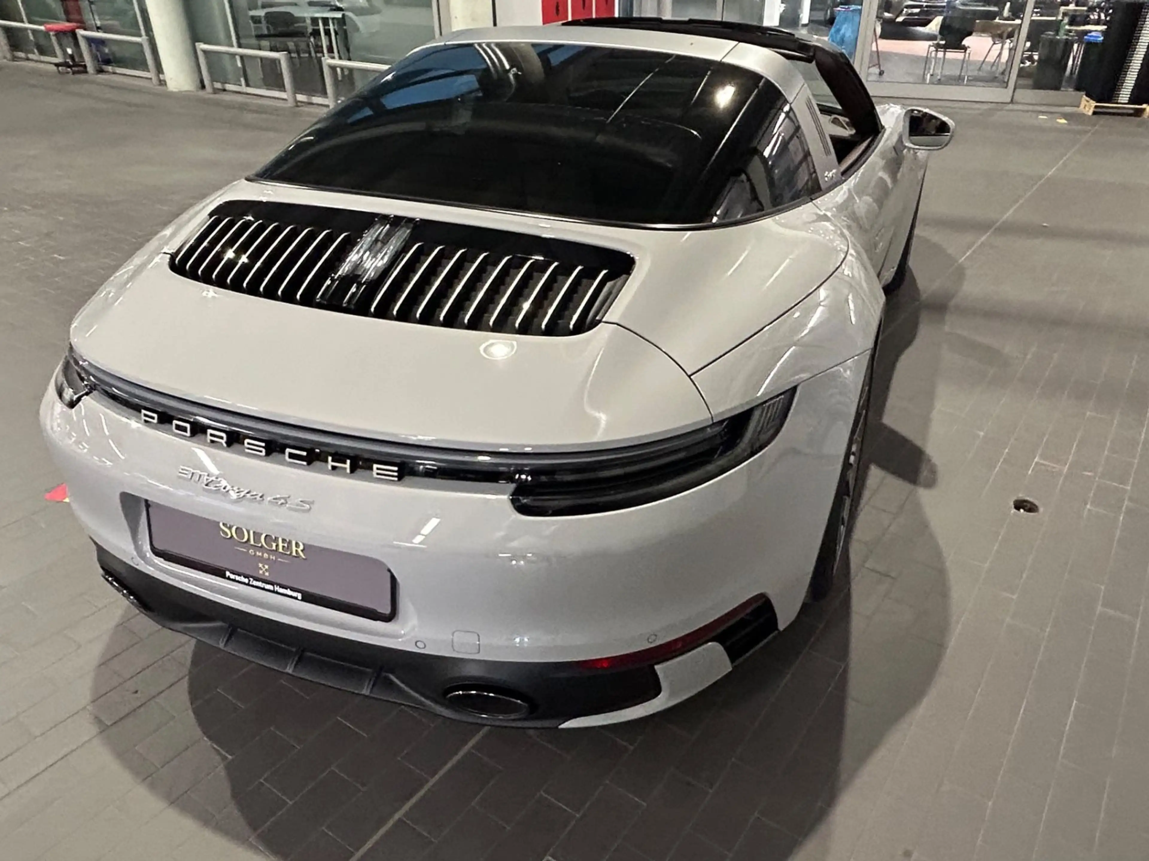 Porsche 992 911 Targa 4s — photo 13