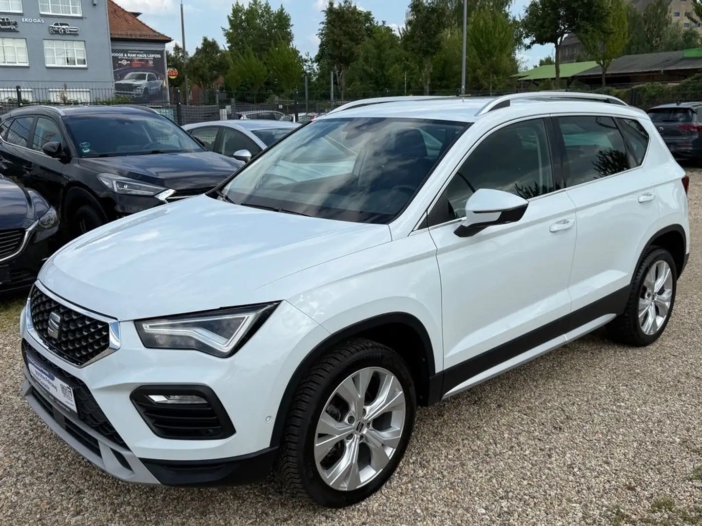 SEAT Ateca 1.5 TSI Xperience/360°/LED/ACC/eHeck/Navi! Weiß - 1