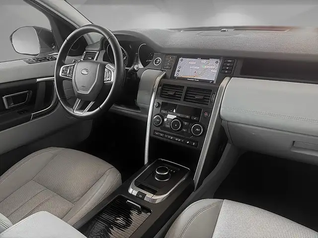 Land Rover Discovery Sport view 10