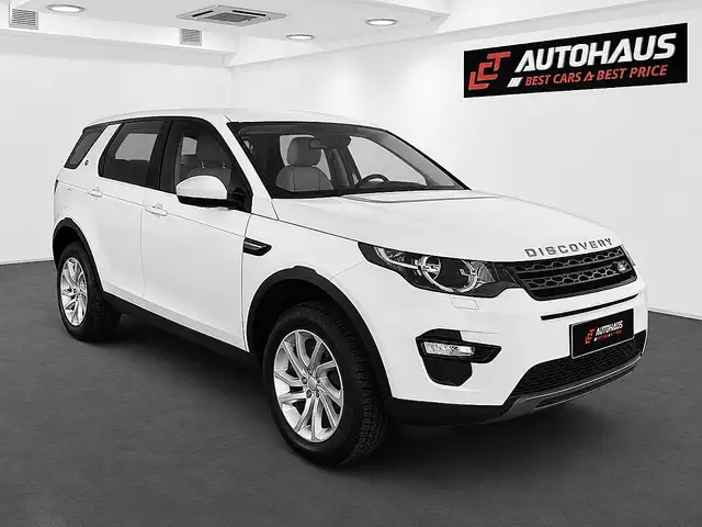 Land Rover Discovery Sport view 4