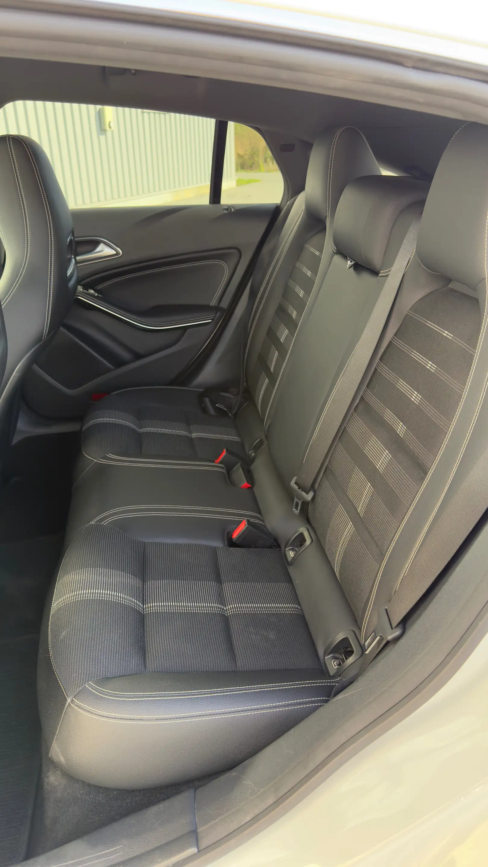 Mercedes-Benz CLA 180 CLA 180 Shooting Brake LED/Leder/Carplay/Camera — photo 7