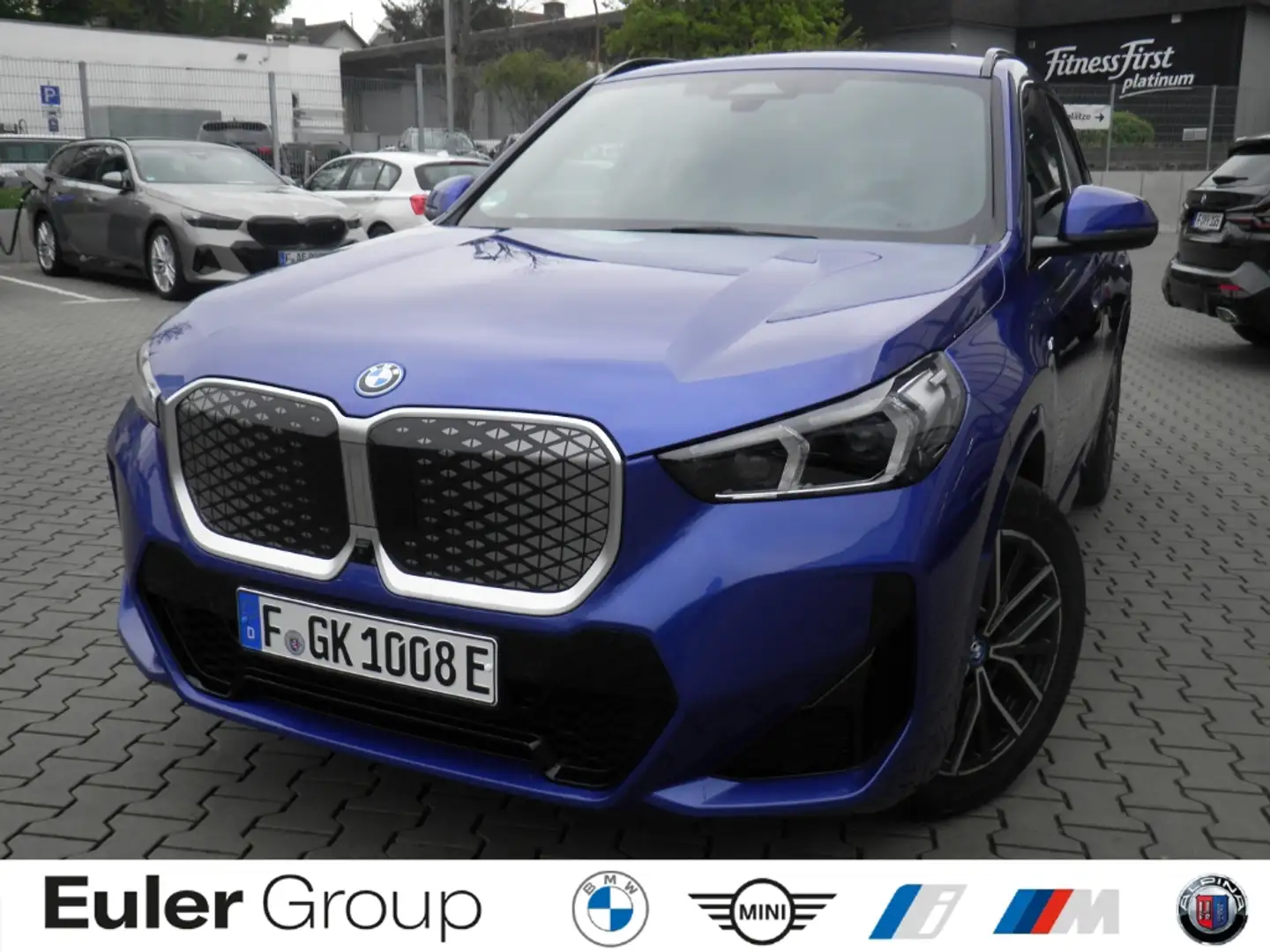 BMW iX1 xDrive 30 U11 XE2 Sportpaket HUD AD El. Panodach P Blau - 1