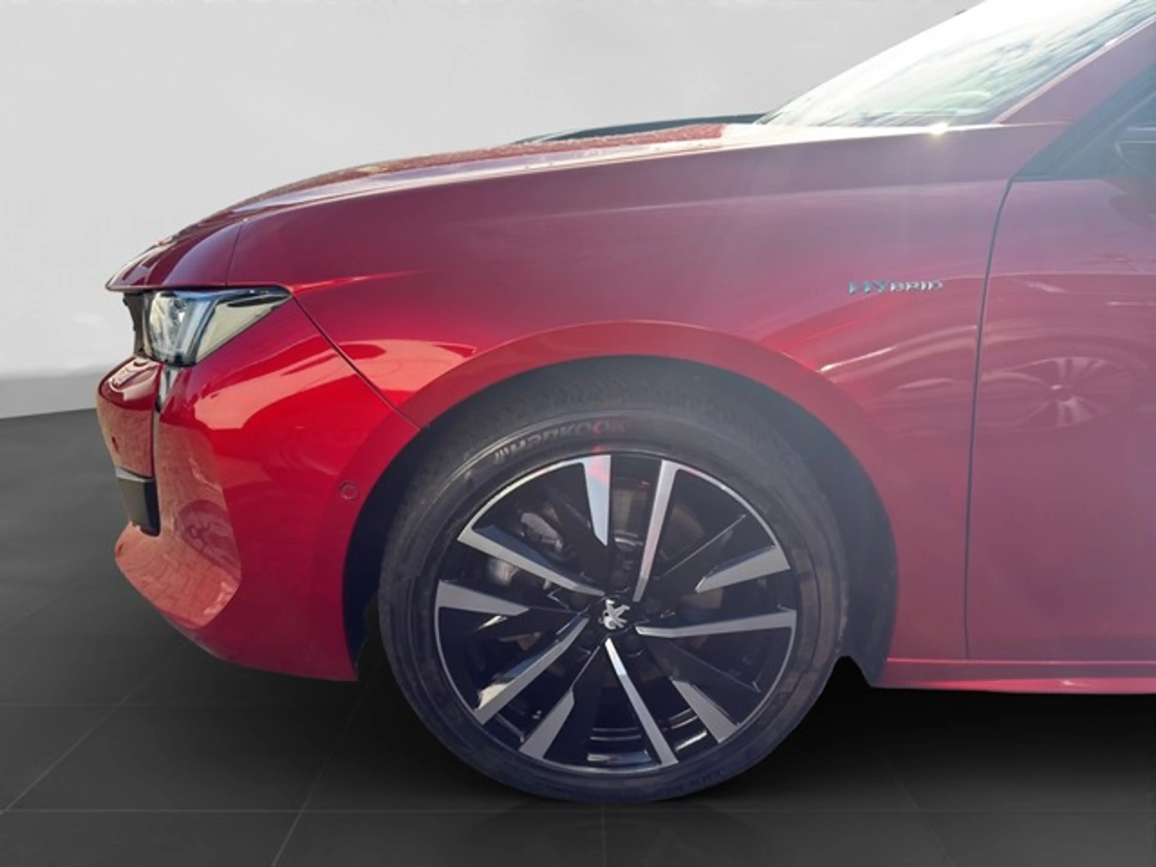Peugeot 508 SW (10.2018->) Hybrid 225 GT — photo 6