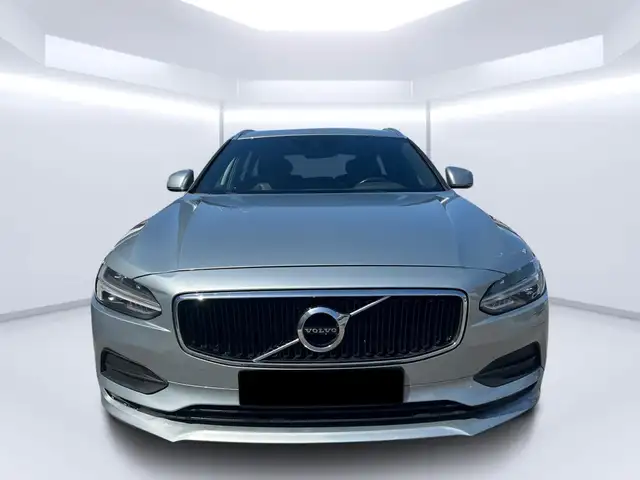 Volvo V90 D4 Momentum Aut. 190