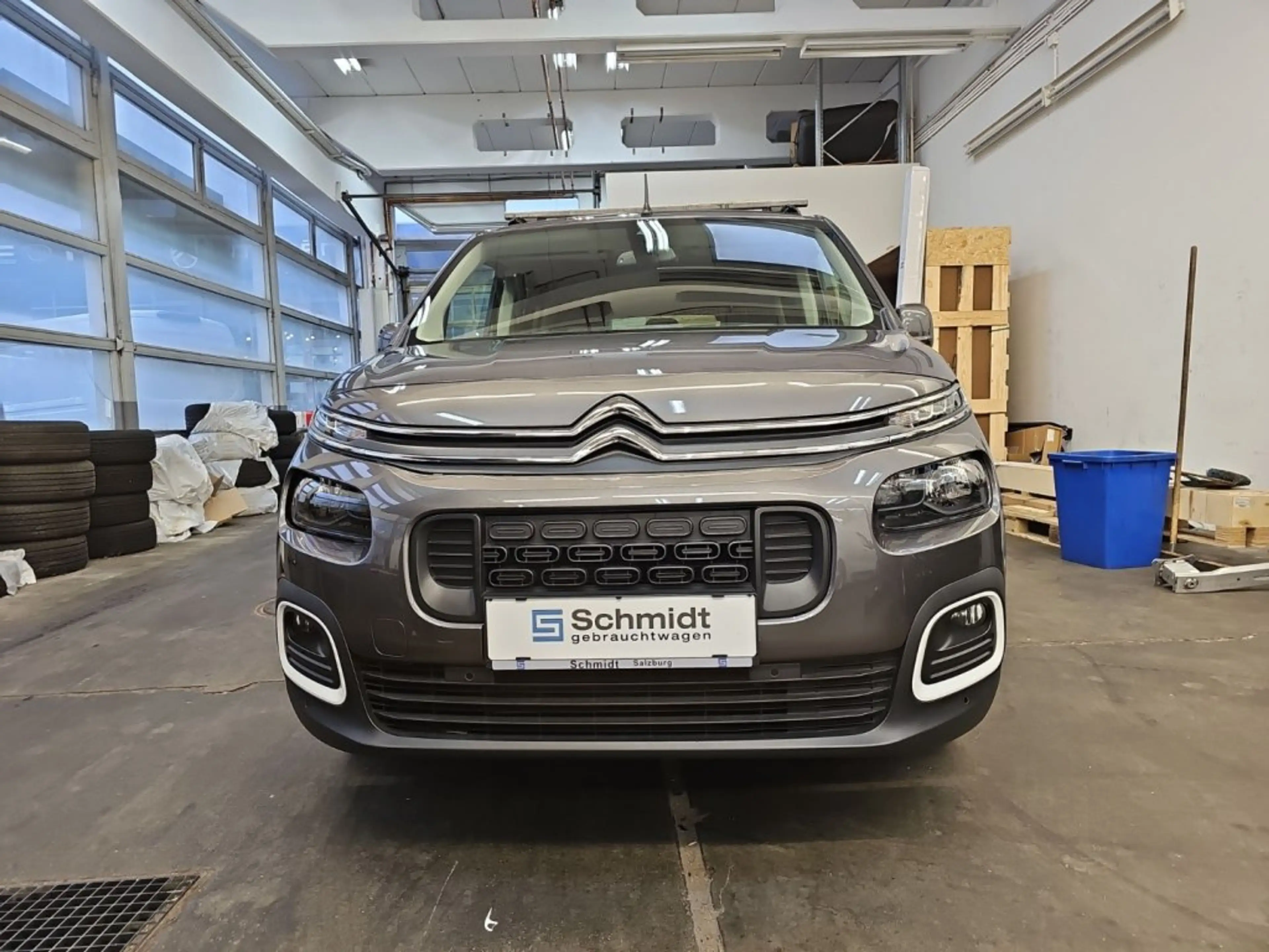 Citroen Berlingo HDI 130 Shine Aut. XL 7 Sitze mit AHK — photo 7