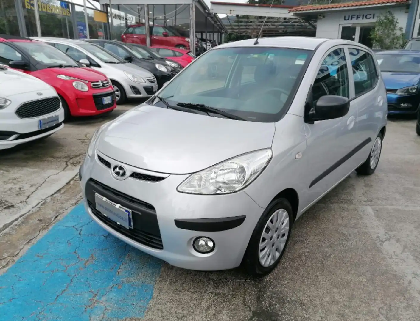 Hyundai i10 1.1 12V STYLE 67cv Argent - 1