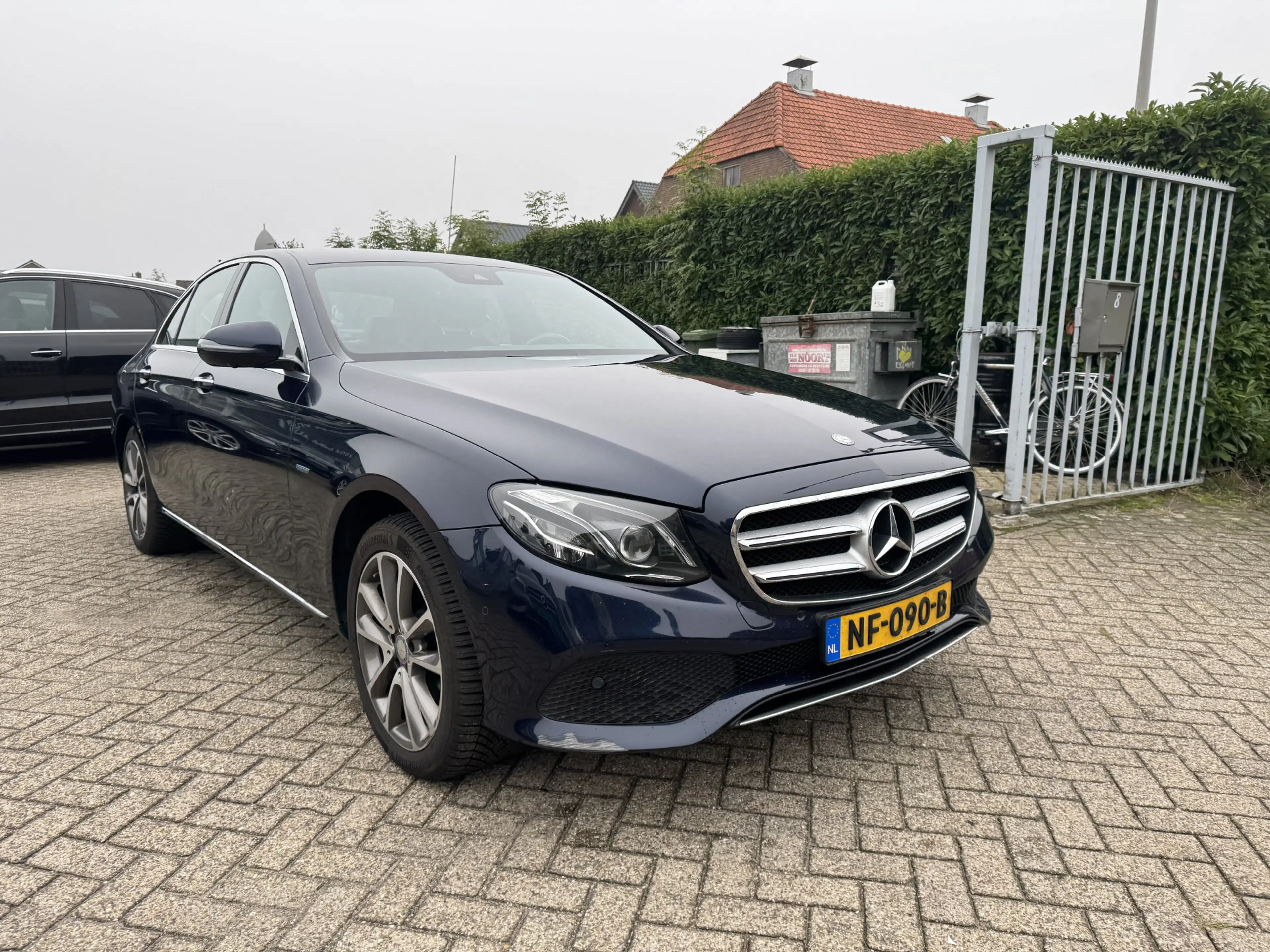 Mercedes-Benz E 350 e Lease Edition FACELIFT — photo 3