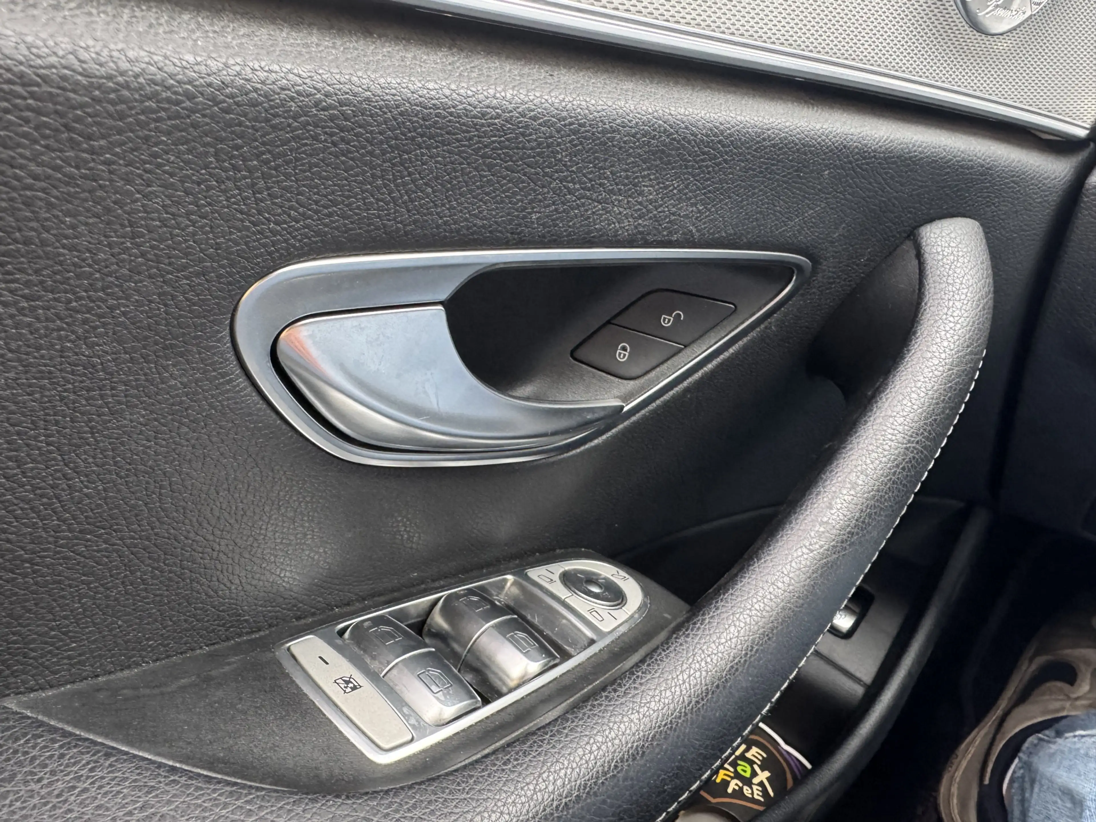 Mercedes-Benz E 350 e Lease Edition FACELIFT — photo 13