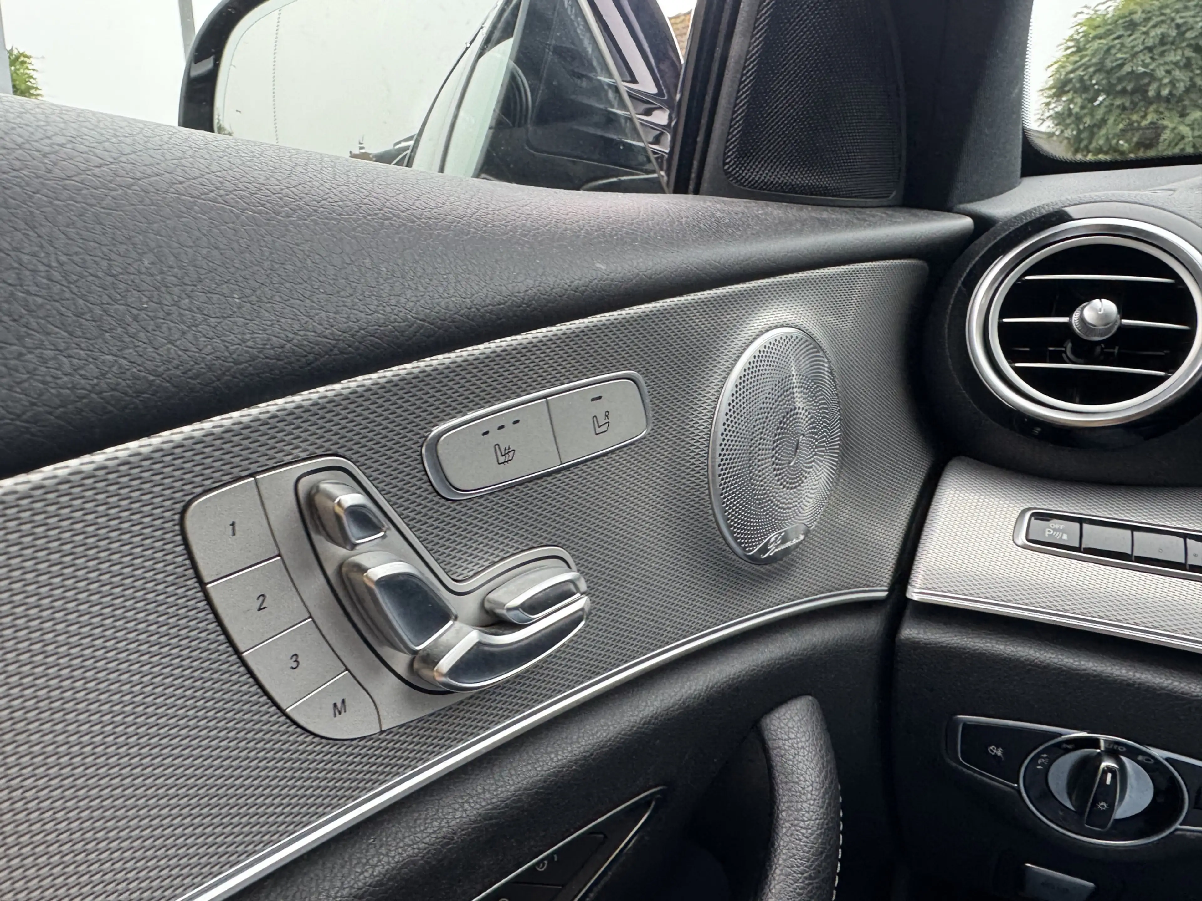 Mercedes-Benz E 350 e Lease Edition FACELIFT — photo 8
