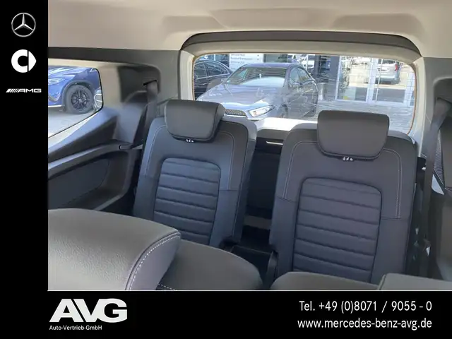 Mercedes-Benz T-Class view 14