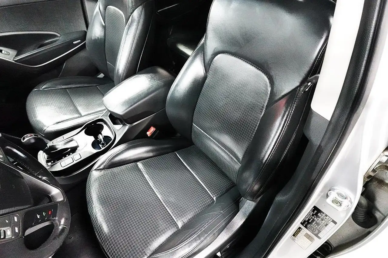 Hyundai SANTA FE снимка Hyundai SANTA FE