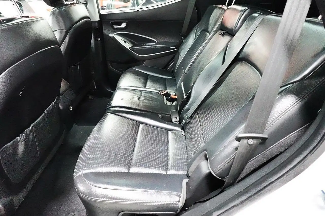 Hyundai SANTA FE снимка Hyundai SANTA FE