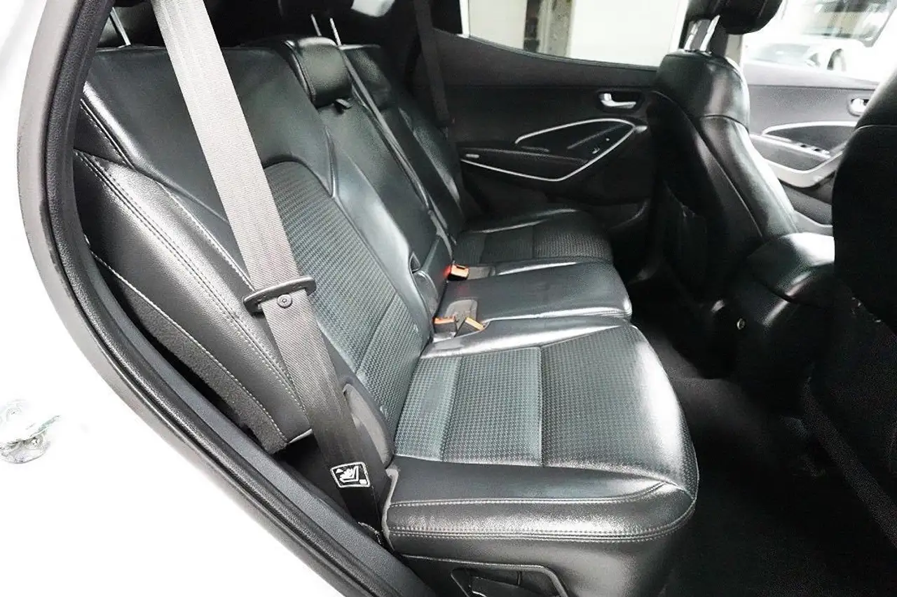 Hyundai SANTA FE снимка Hyundai SANTA FE