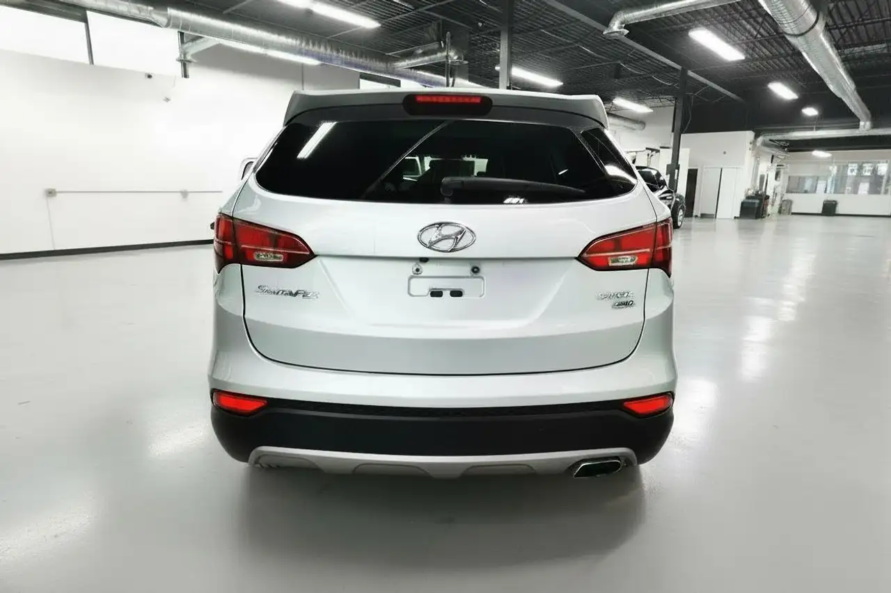 Hyundai SANTA FE снимка Hyundai SANTA FE