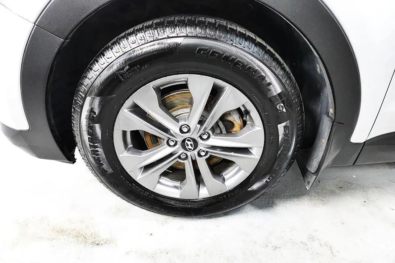 Hyundai SANTA FE снимка Hyundai SANTA FE