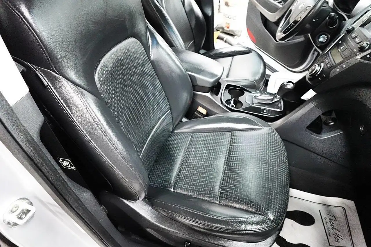 Hyundai SANTA FE снимка Hyundai SANTA FE