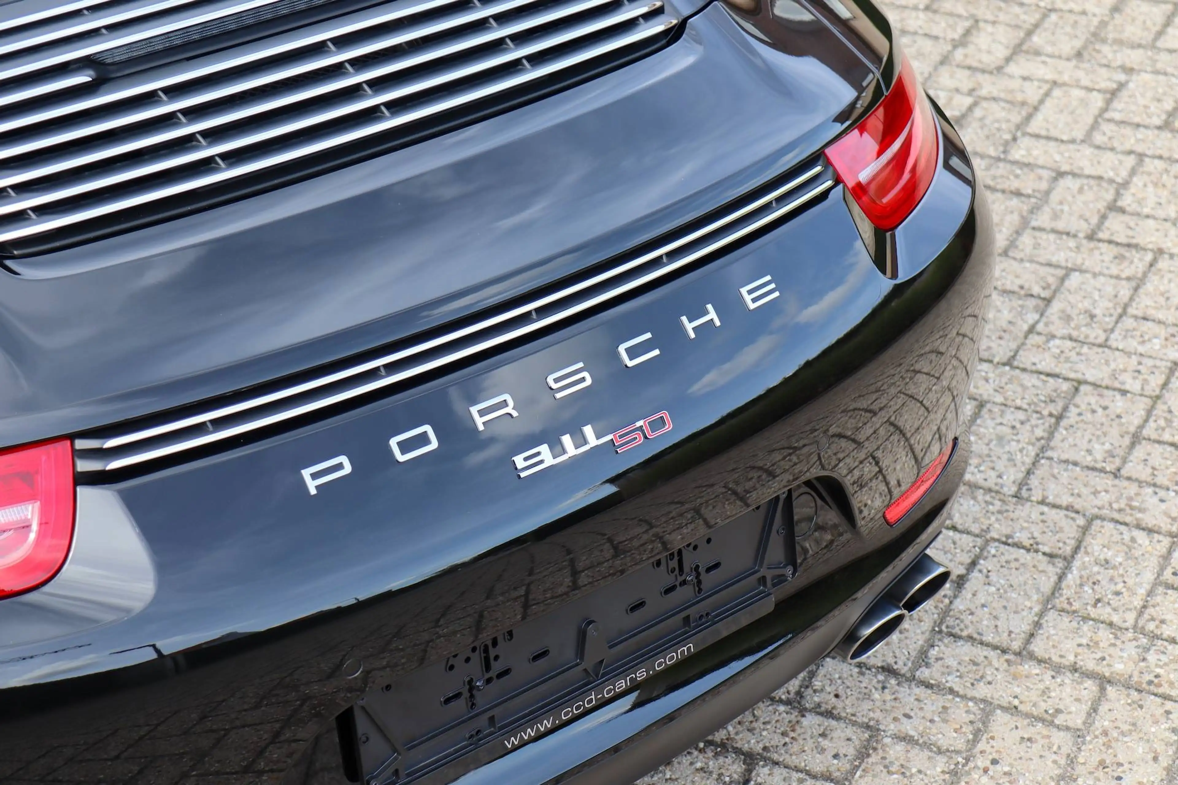 Porsche 991 Carrera 2 S PDK - 50th ANNIVERSARY !! LIMITED EDITION !! AS NEW !! — photo 31