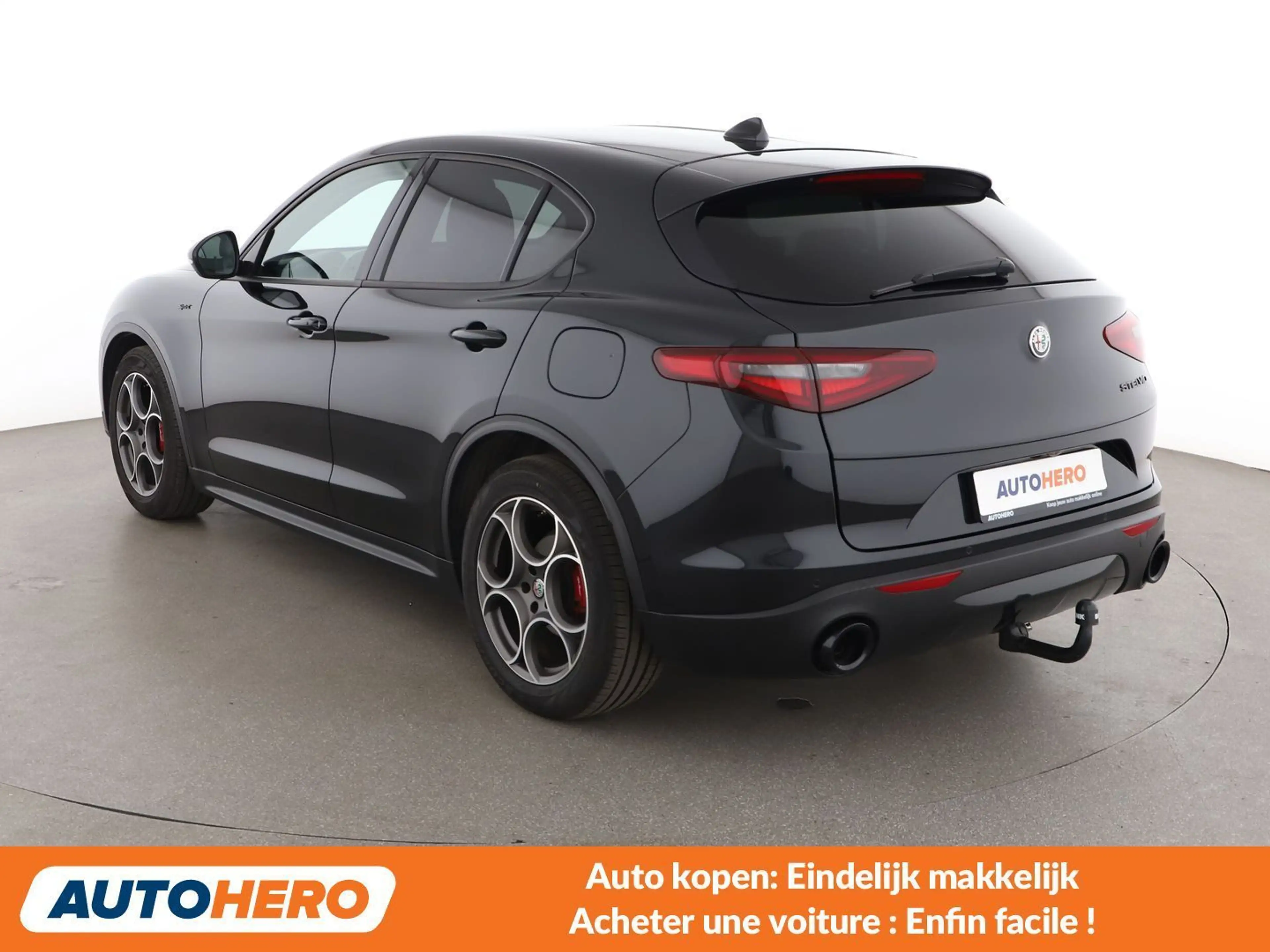Alfa Romeo Stelvio 2.2 JTDM Sprint 2WD — photo 4