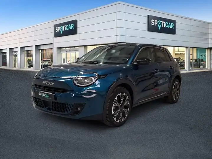 Fiat 600 BEV La prima 54kwh 2024