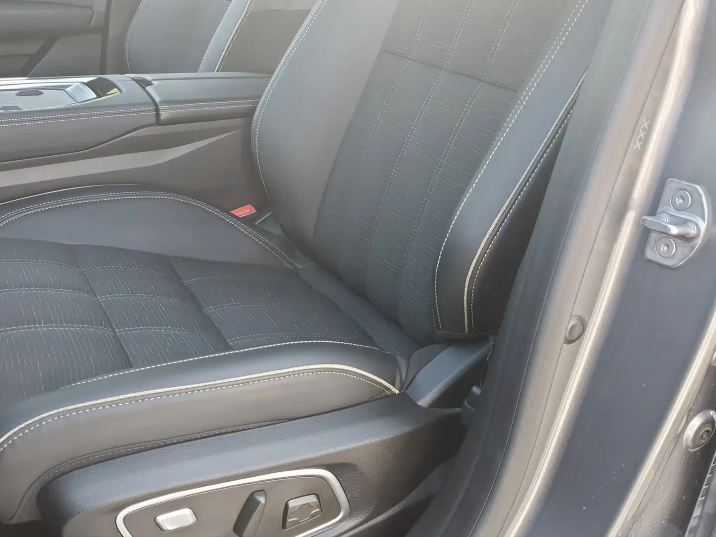 Renault Austral Iconic E-Tech Full Hybrid 200 Aut. Grau - 2