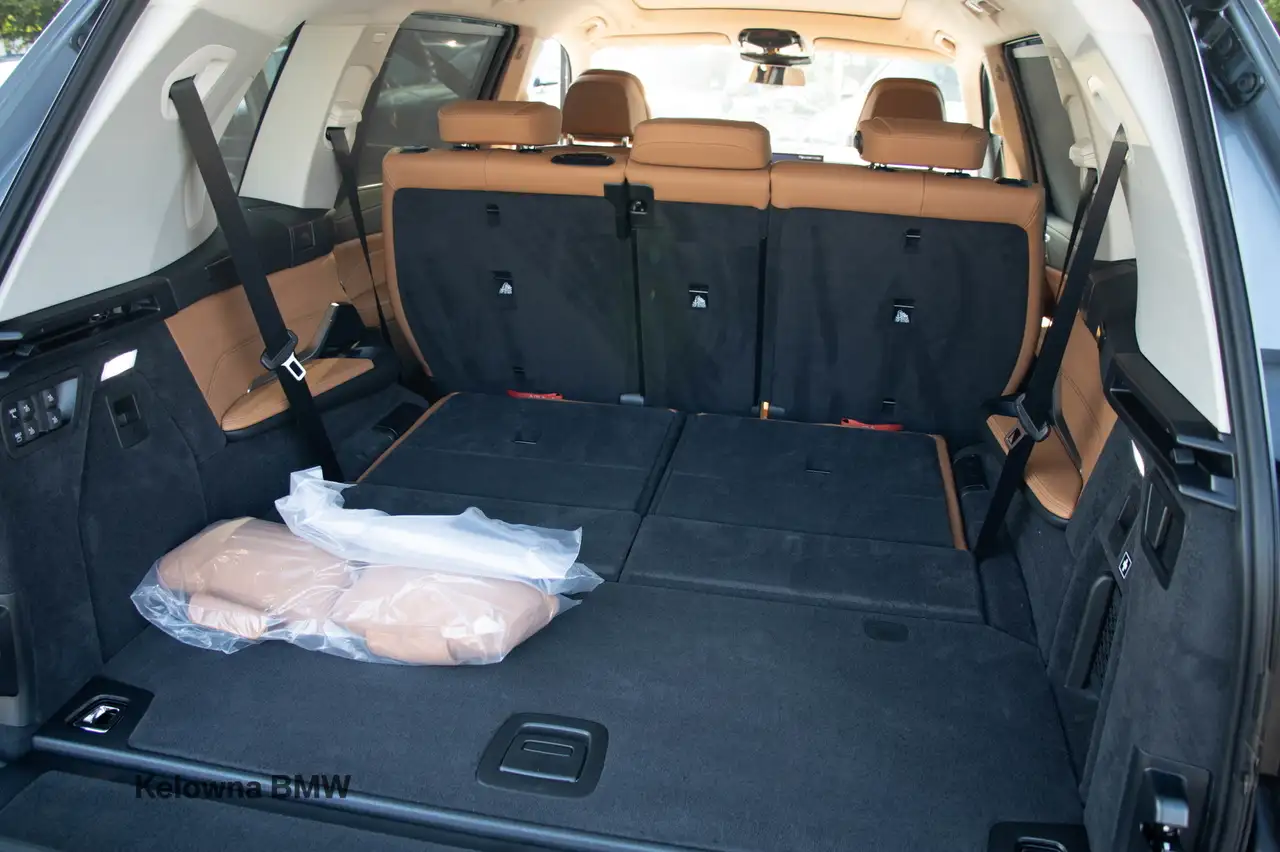 BMW X7 снимка BMW X7