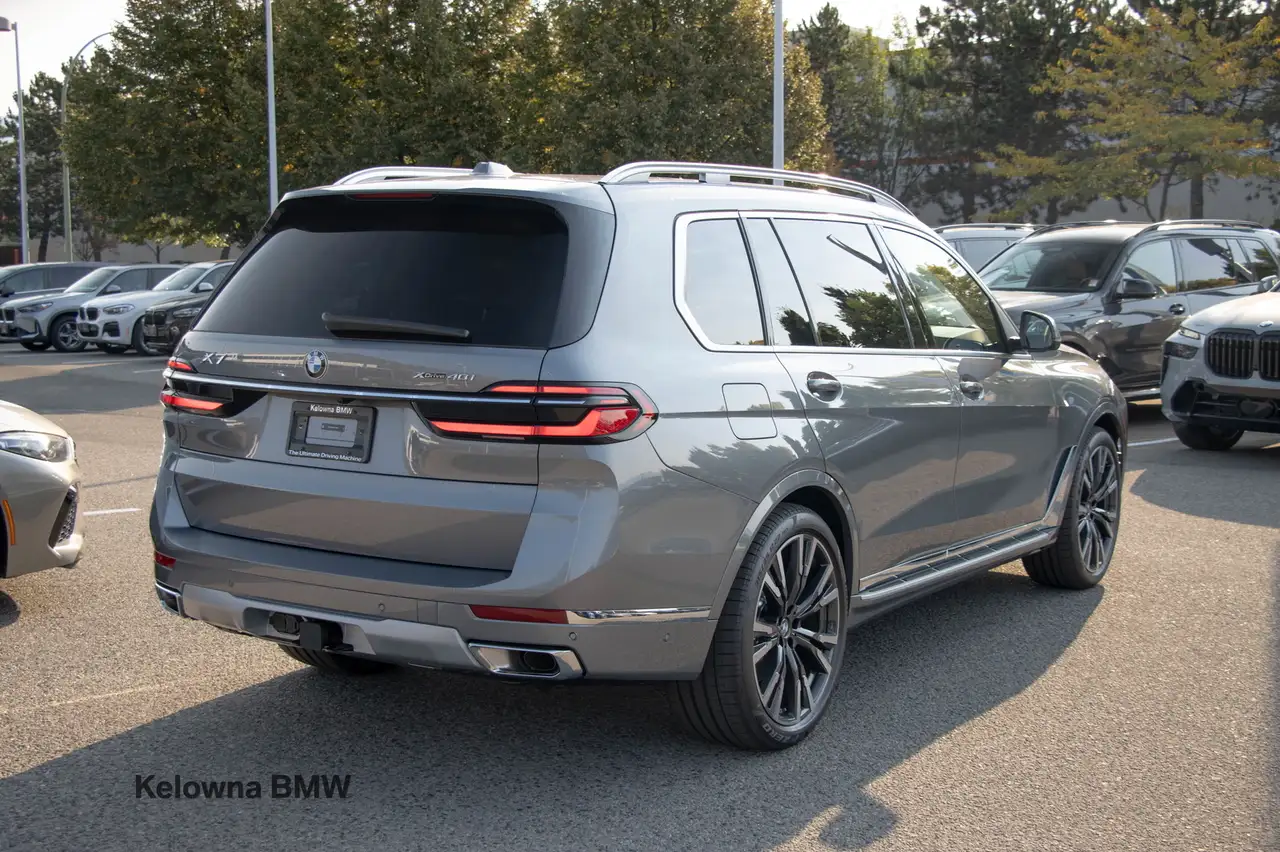 BMW X7 снимка BMW X7