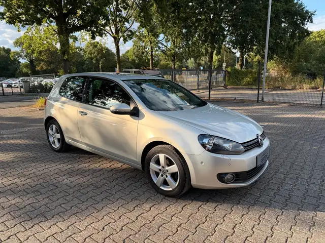Volkswagen Golf view 8