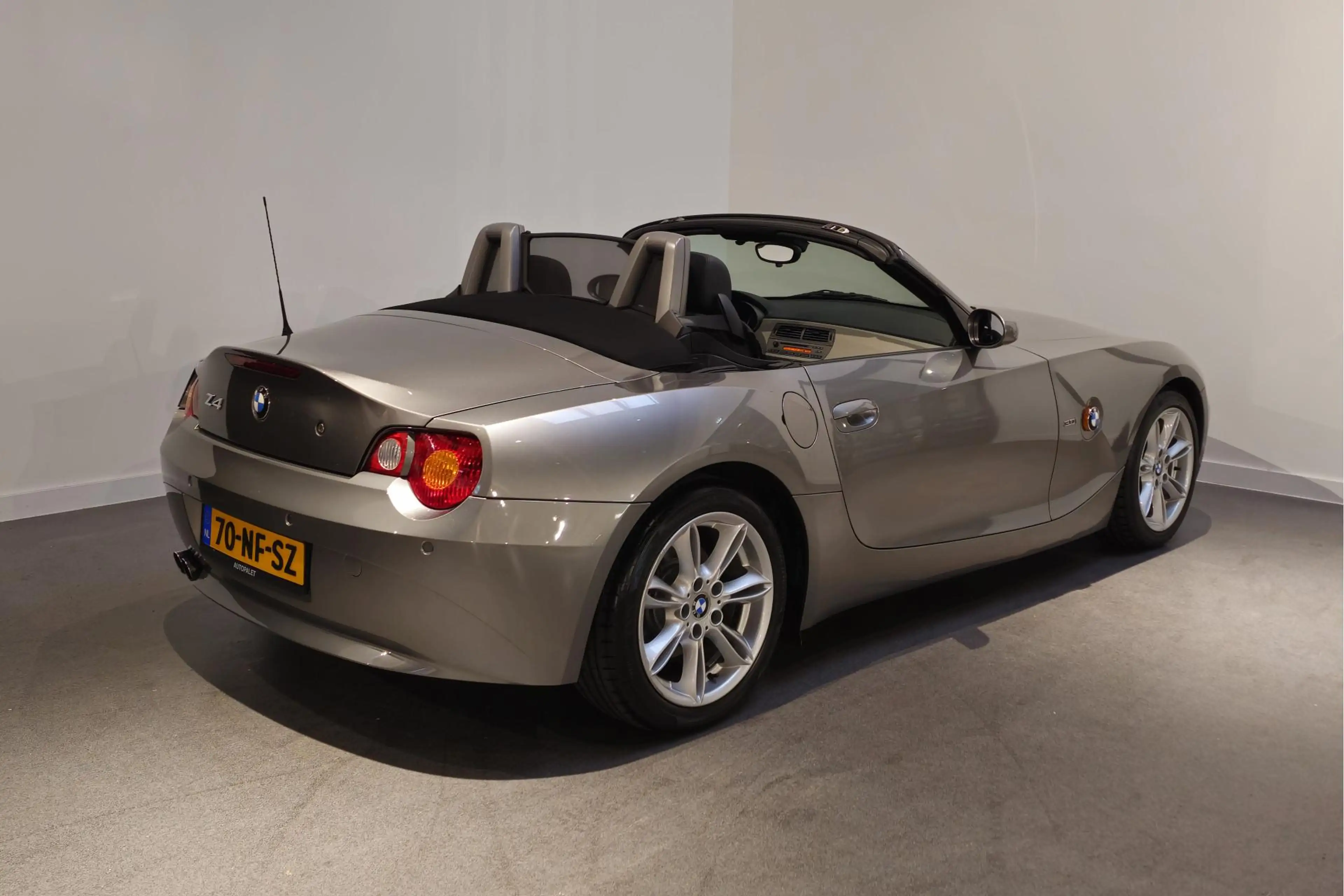 BMW Z4 Roadster 3.0i S — photo 7