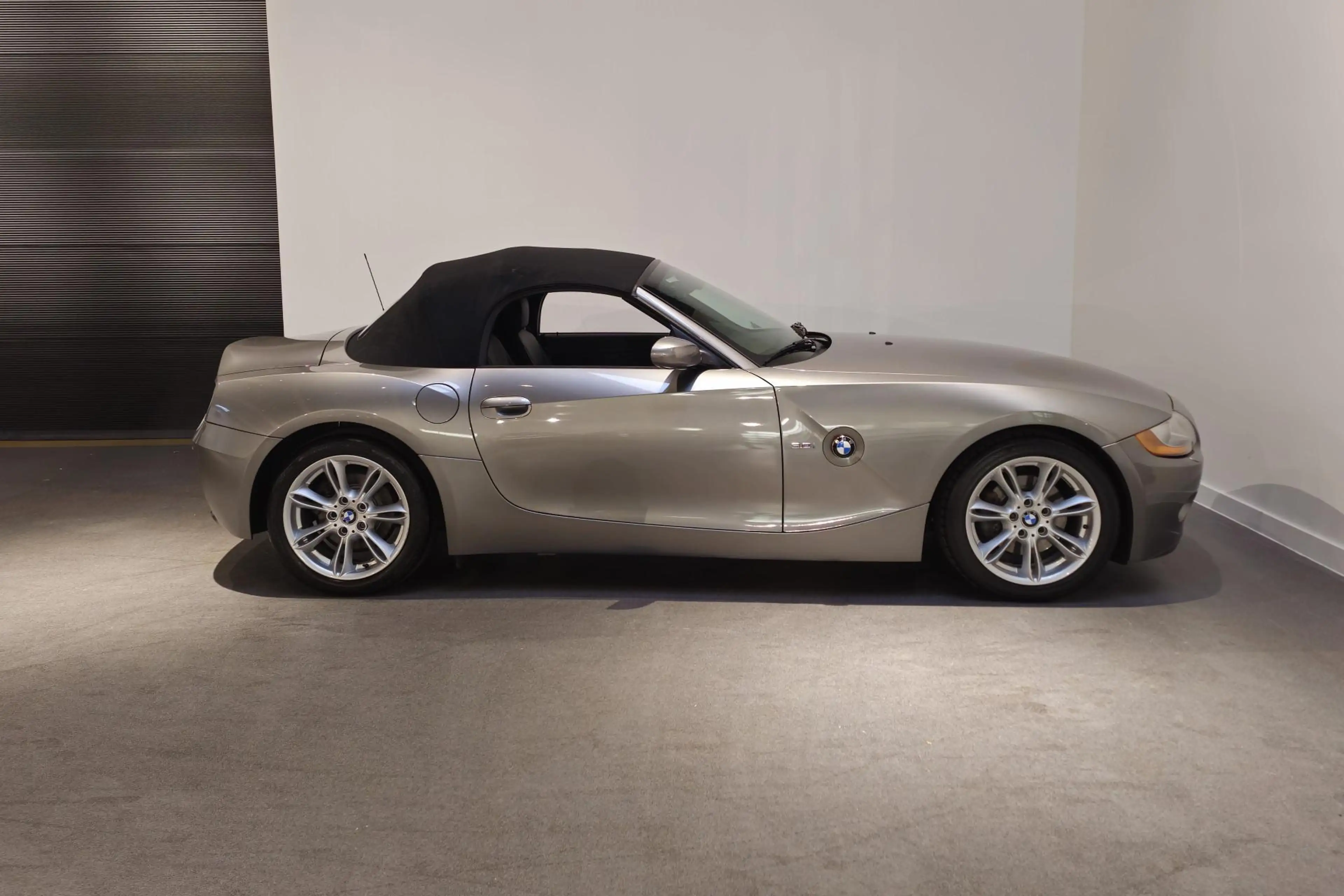 BMW Z4 Roadster 3.0i S — photo 12