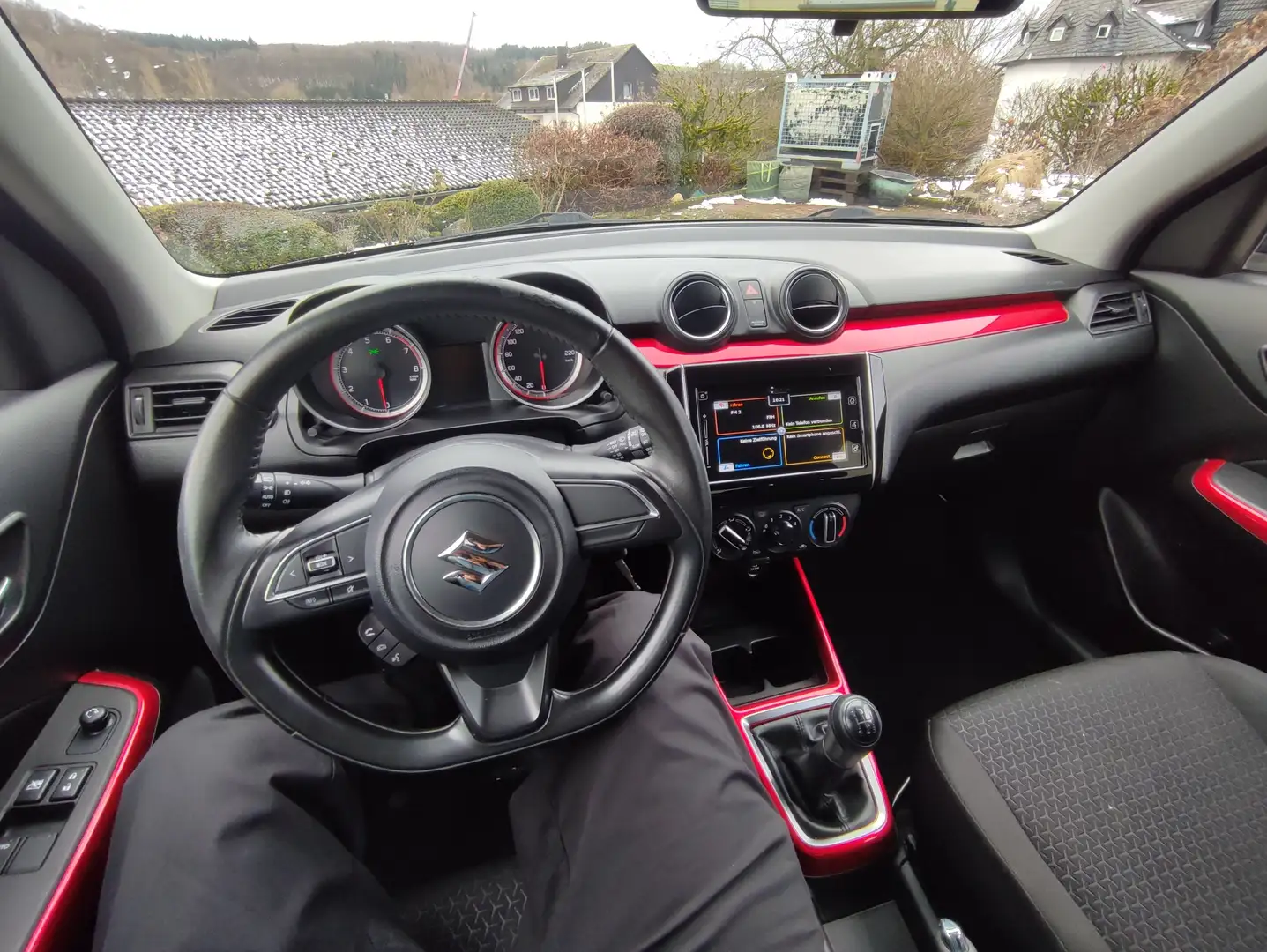 Suzuki Swift 1,2 90 PS HU bis (09/27)**Klima**Sitzheizung Grau - 2