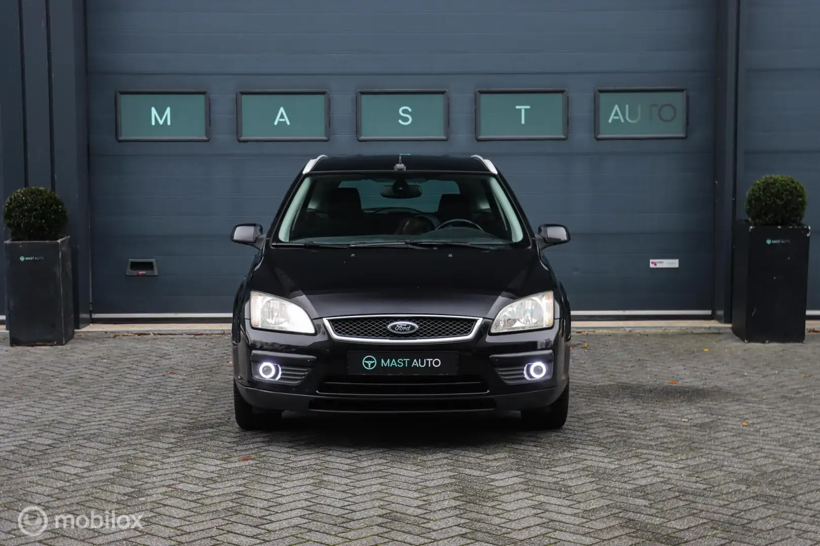 Ford Focus Wagon 2.0-16V Rally Edition|NAP|Navi|Climate|Trekh Noir - 2