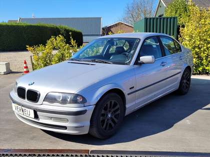 BMW 320 3-Serie (e90) 320i Executive | 6 cilinder! | Leder