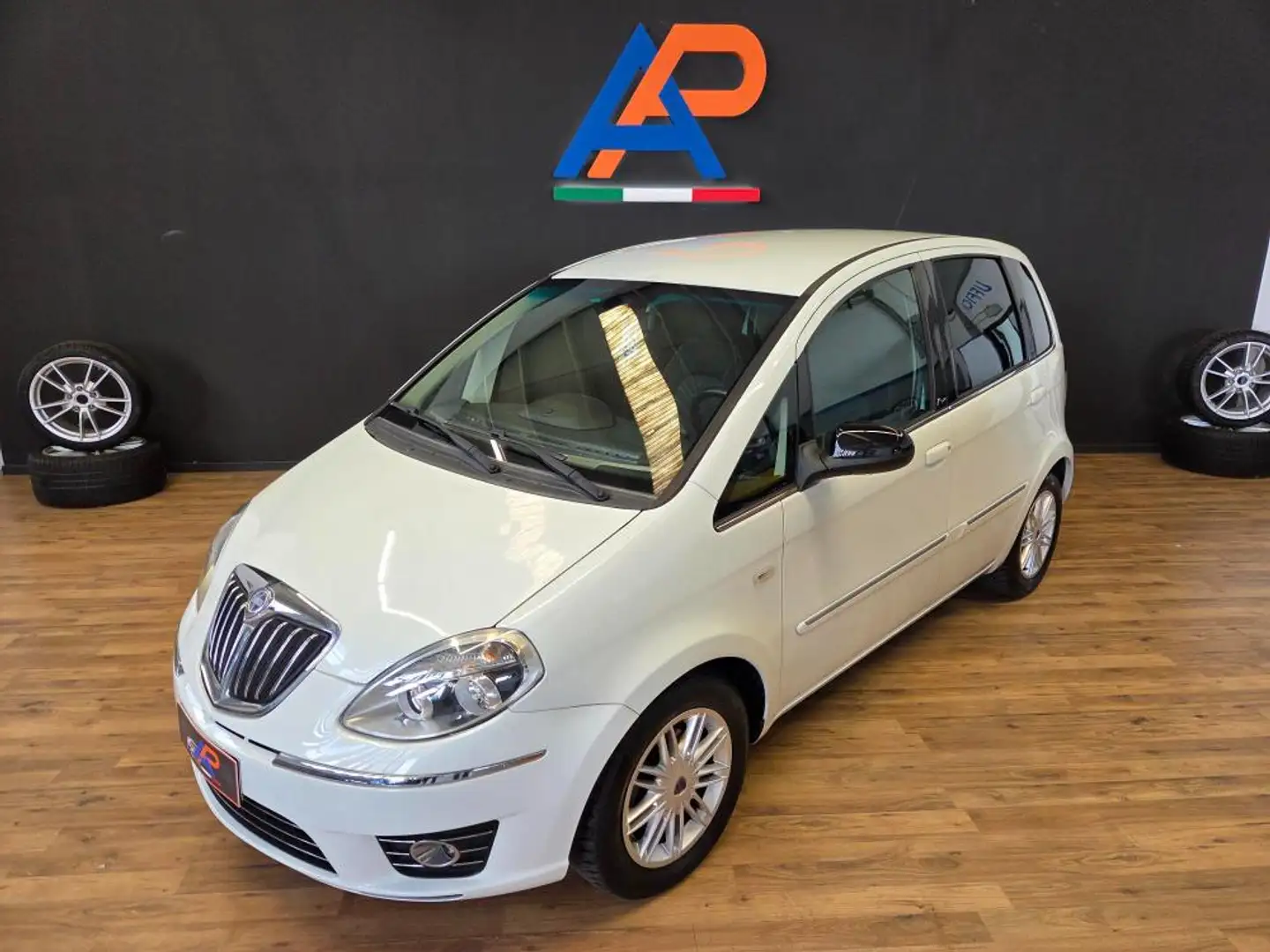 Lancia MUSA 1.4 16v 5th Avenue Blanc - 2