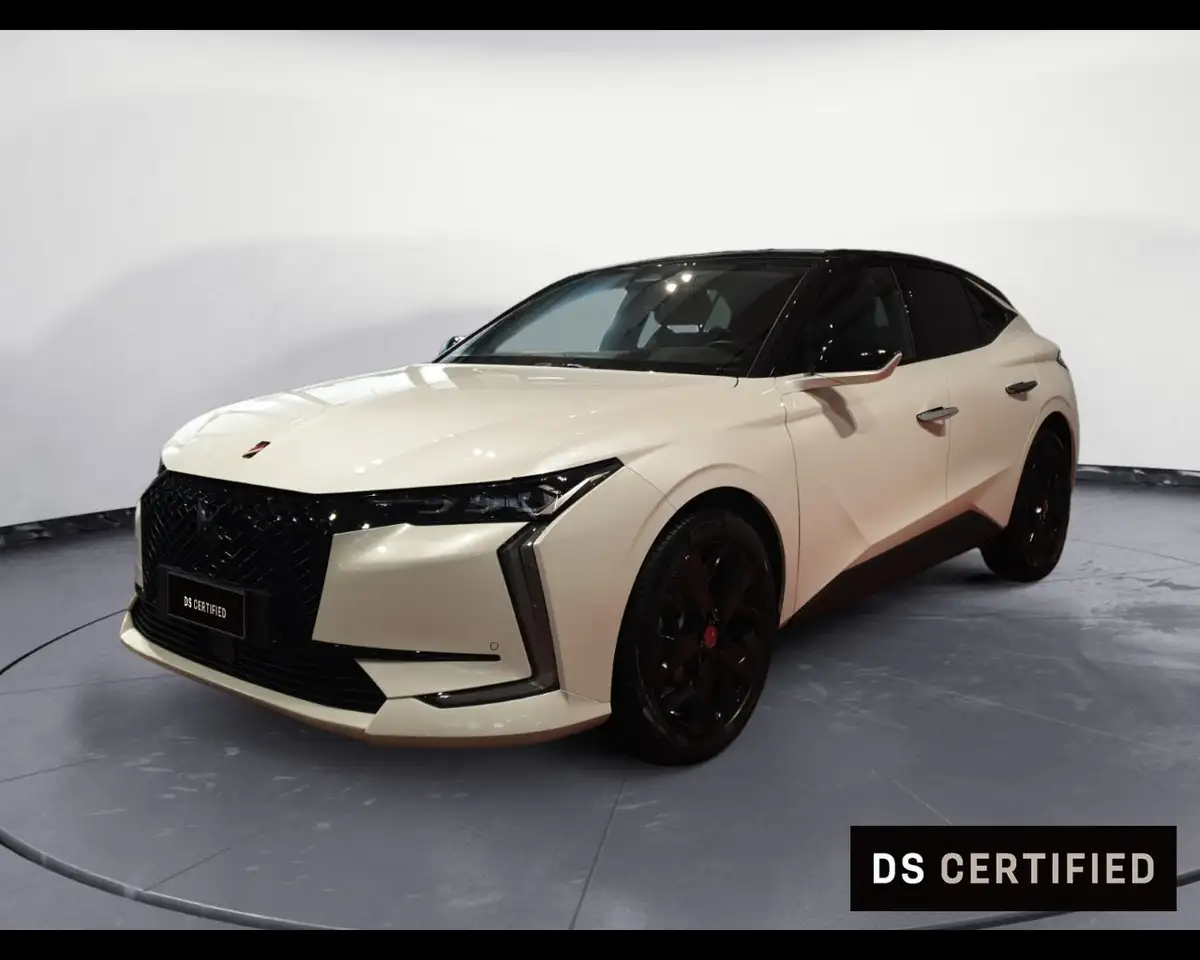 DS Automobiles DS 4