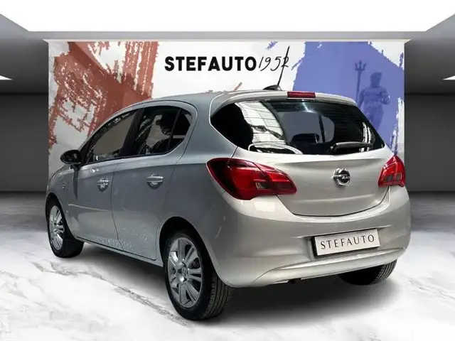 Opel Corsa view 5