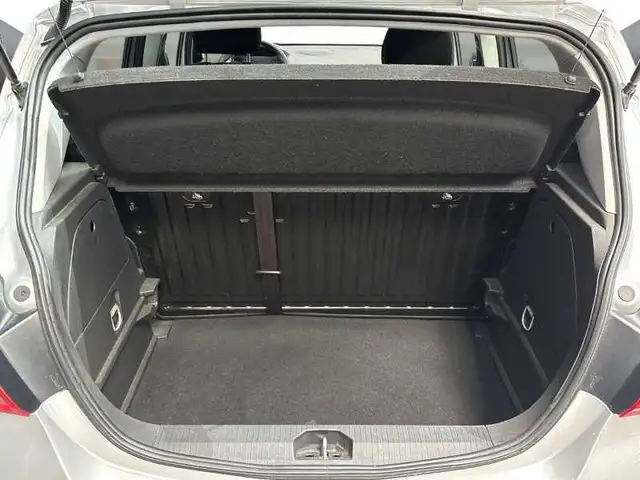 Opel Corsa view 7