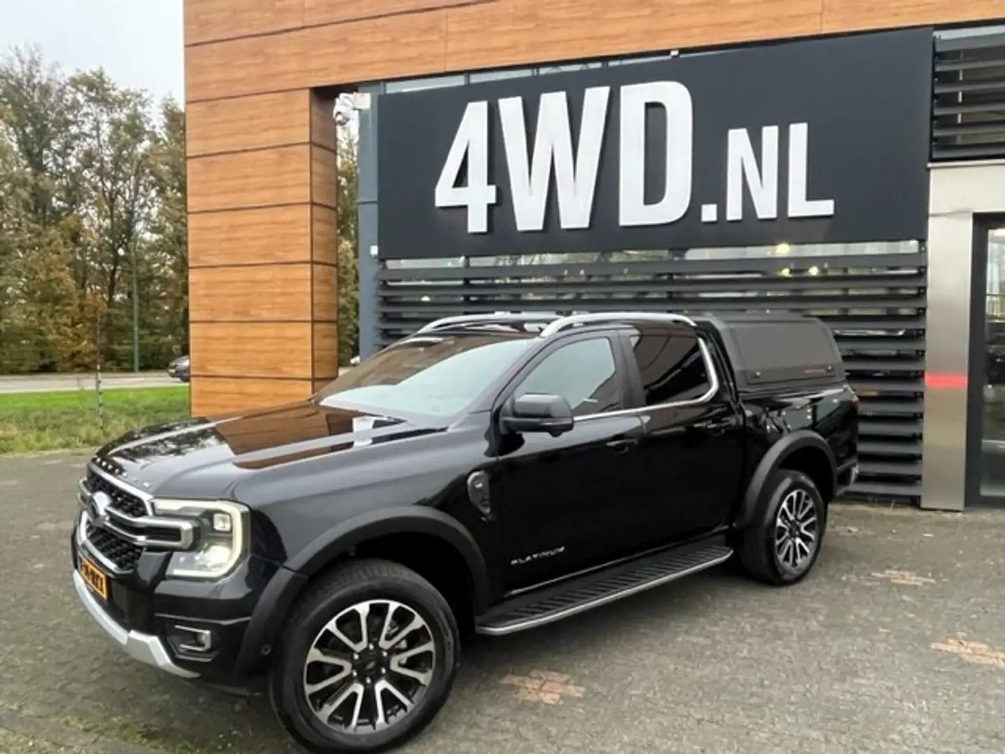 Ford Ranger 3.0 V6 AUT 240 PK 4X4 EURO 6 VAN 3500KG PLATINUM B Zwart - 1