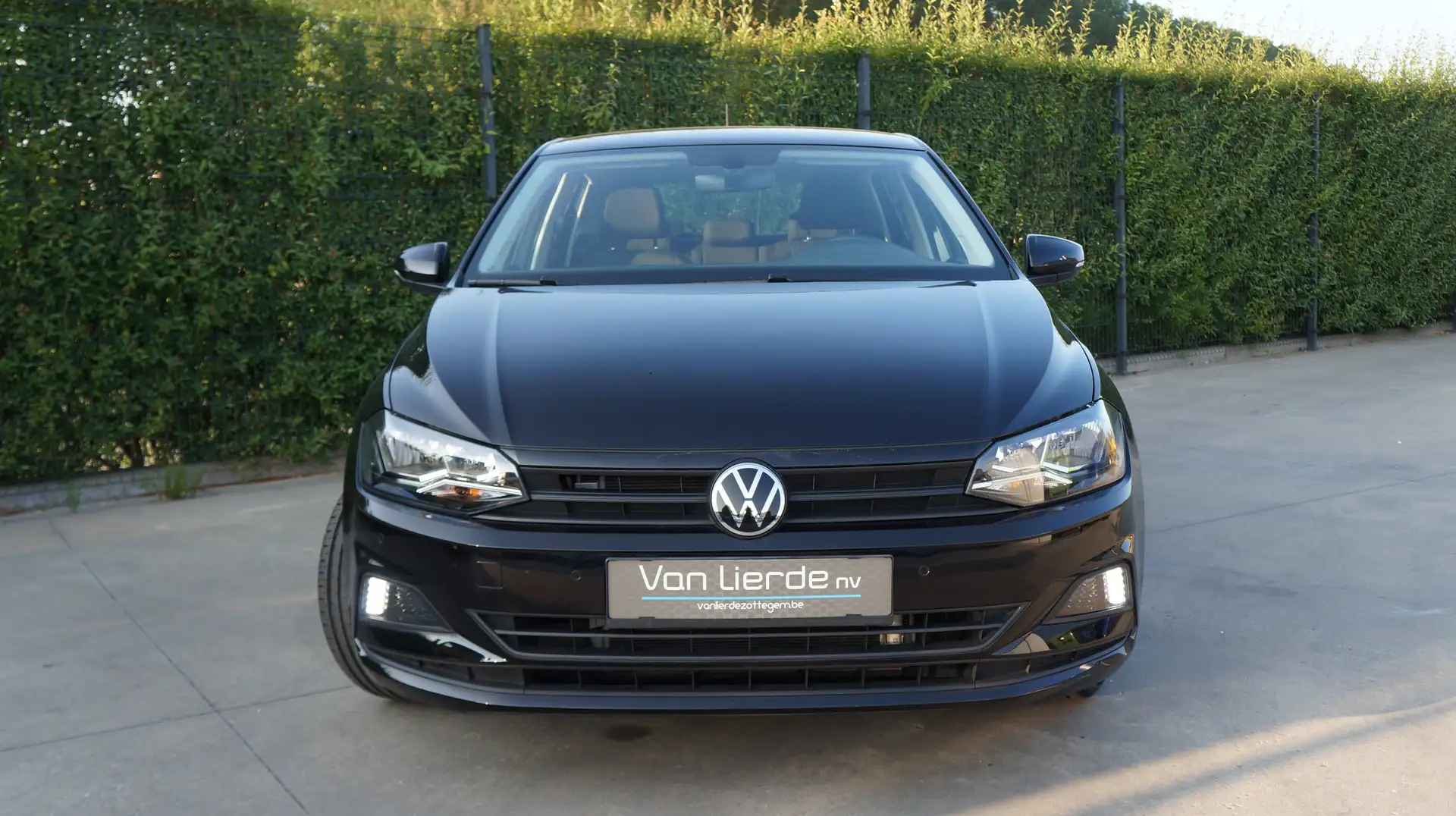 Volkswagen Polo 1.0 TSi 95 pk Trendline Pdc Carplay Airco 12m Gar Noir - 2