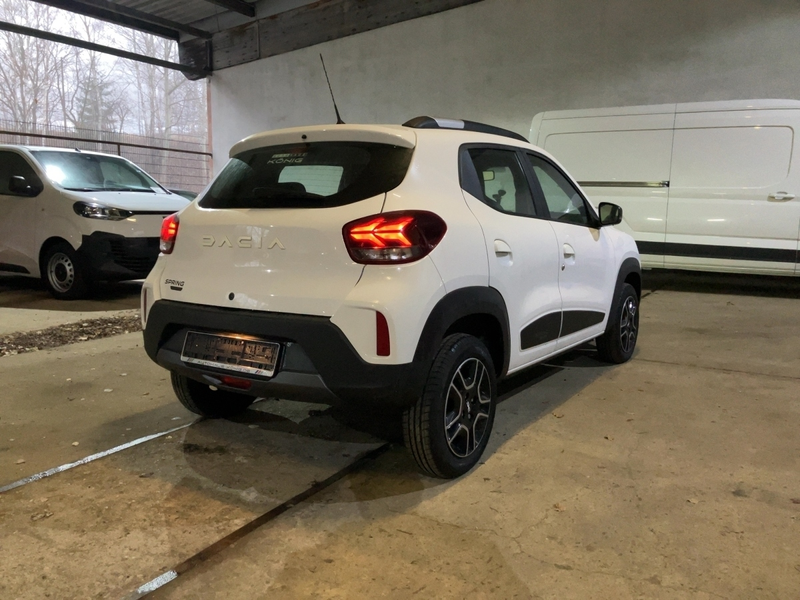 Dacia Spring Essential 45 — photo 3